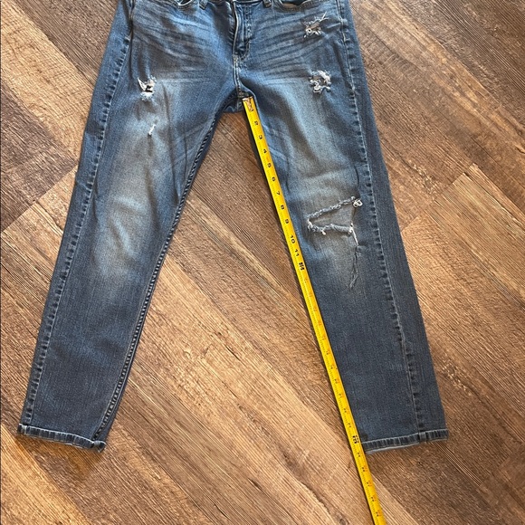 Banana Republic Girlfriend Jeans in Classic Blue - Picture 6 of 6